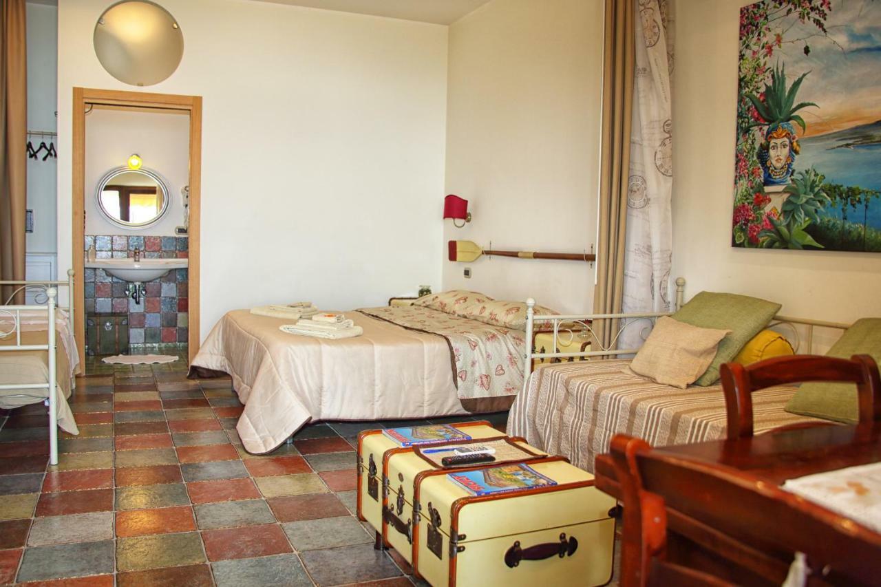 Antica Stazione Apartment ตาออร์มินา ภายนอก รูปภาพ