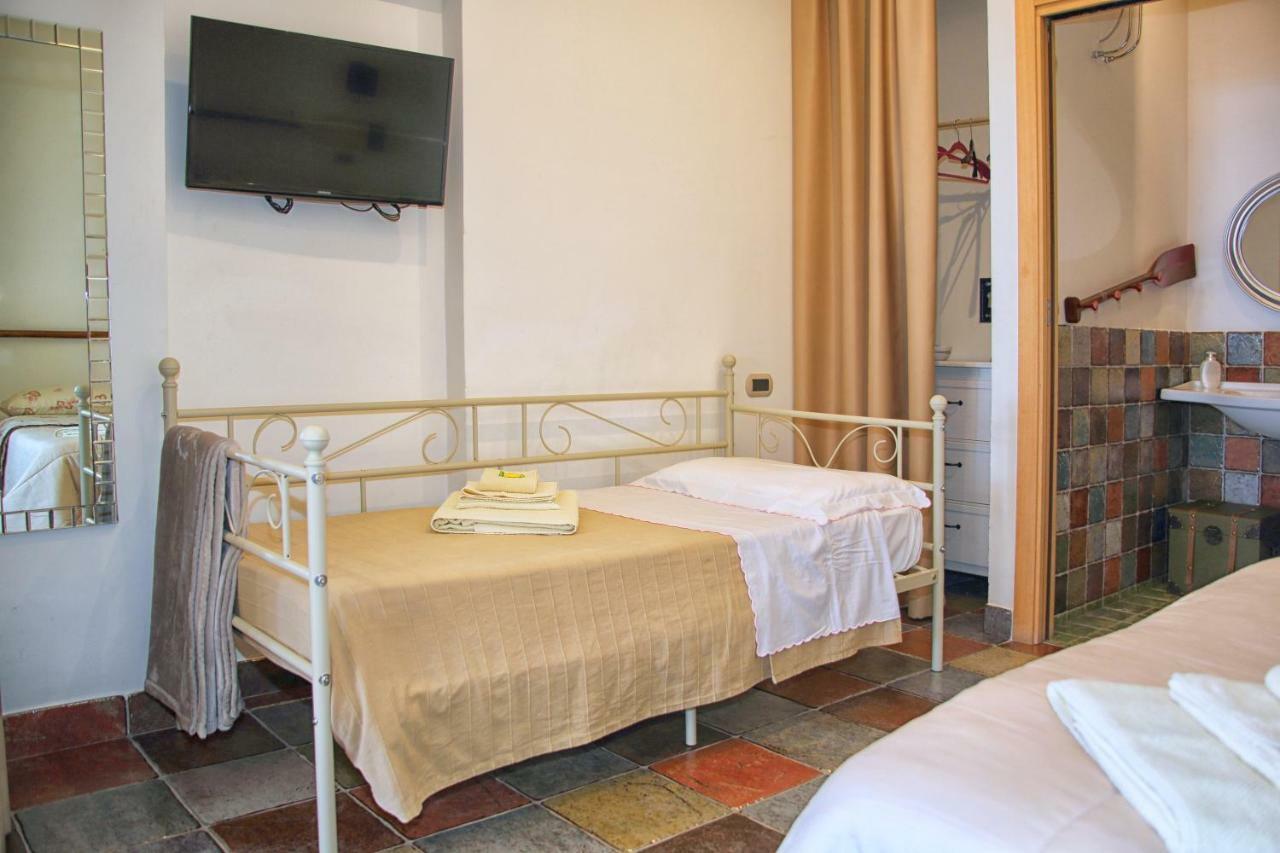 Antica Stazione Apartment ตาออร์มินา ภายนอก รูปภาพ